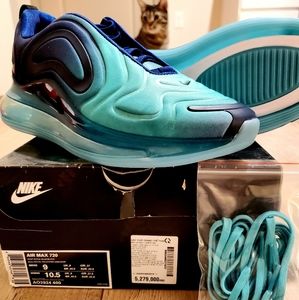 Nike Air Max 720 Sneakers Brand New, Never Worn